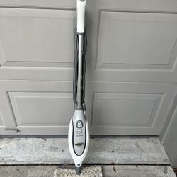 Shark - Steam Mop - Hardwood Floor Cleaner