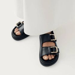 Alonas Black sandals