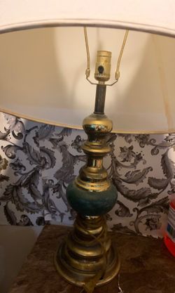 2 lamps