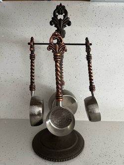Home Decor - Measuring Cups With Stand