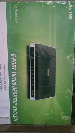 DLink Desktop Switch - DES-1105