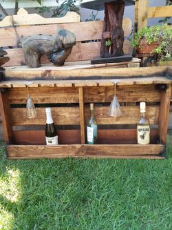 Wooden bottle holder