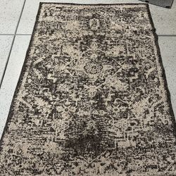Rug