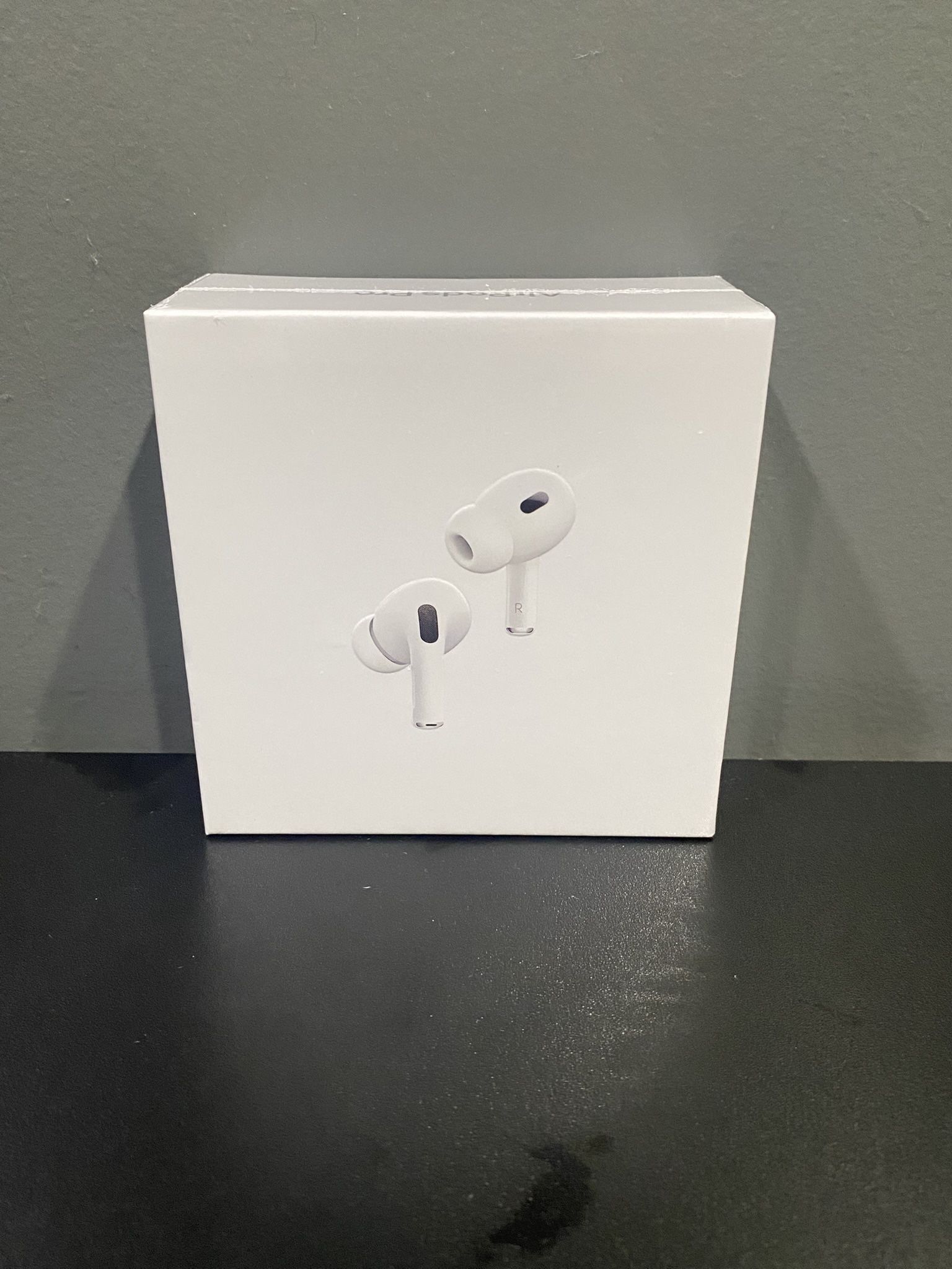 Airpod Pros 2nd Generation (USB-C) Magsafe Charging Case (Comes With Warranty)