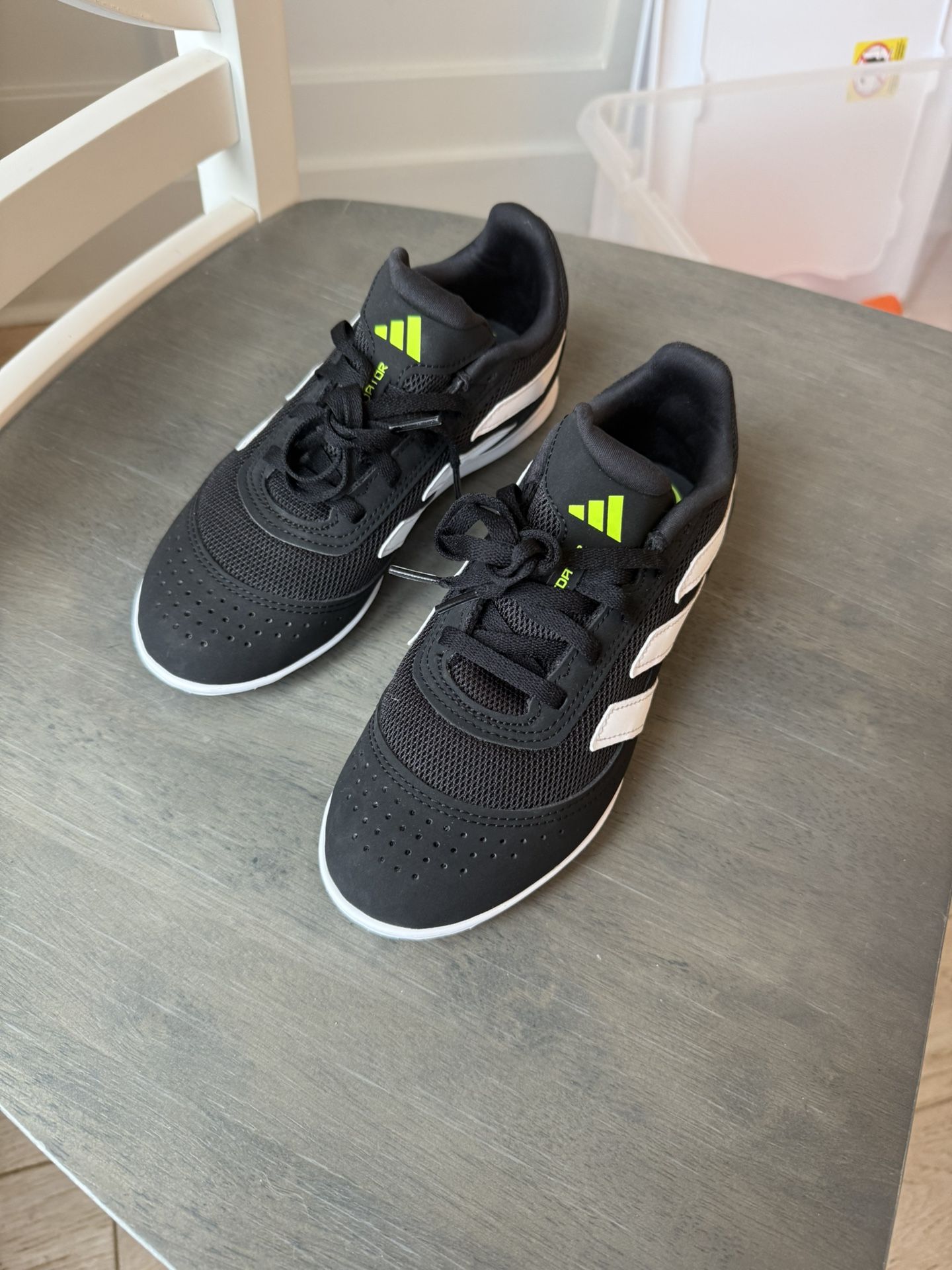 Brand New Indoor Cleats Unisex Adidas US3.5