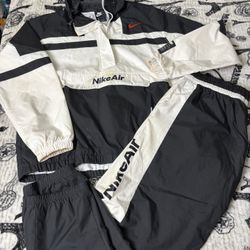 Nike Air Tracksuit Size Jacket L Size Pants XL Men's Sportswear Set