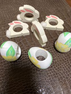 7 Easter/spring Napkin Rings Wooden. 