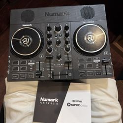 Numark Mixer