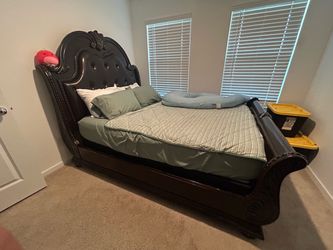 Queen bed and dresser