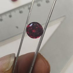 10.5 Carat Red Garnet: VVS QUALITY: Lush Red: 2pcs: Birthstone: #4