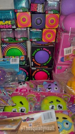 Viral Squishy/ Needoh