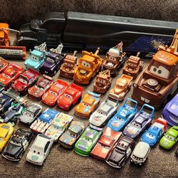 Disney Pixar CARS Toy Collection - Lightning McQueen Jackson Storm Etc