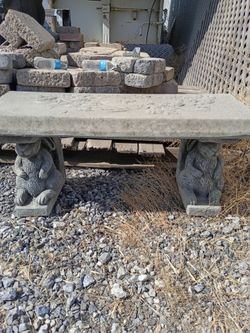 Solid Concrete Garden Bench with Cute Bunny Rabbit Supports
​Price: $200 OBO (Or Best Offer)
​Description:
Beautiful and sturdy solid concrete garden 