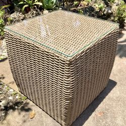 17” Outdoor Resin Wicker Side Table with Glass Top: 17”W x 17”D x 17.25”H