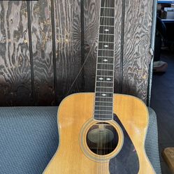 Guitar 