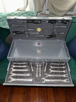 Tools, Tool Boxes & Hardware (Miscellaneous)