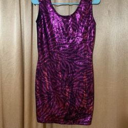 Fushia And Black Color Sequins Party  Dresss Size M Is New No Tag ! 