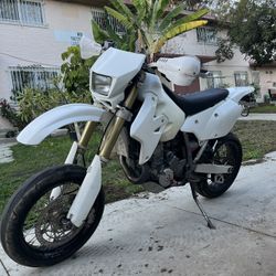 2006 Suzuki DRZ400SM 