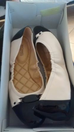 Michael Kors Joyce Ballet Leather Shoes size 10M 41
