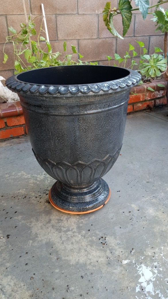 Beautiful Black Urn For Plants