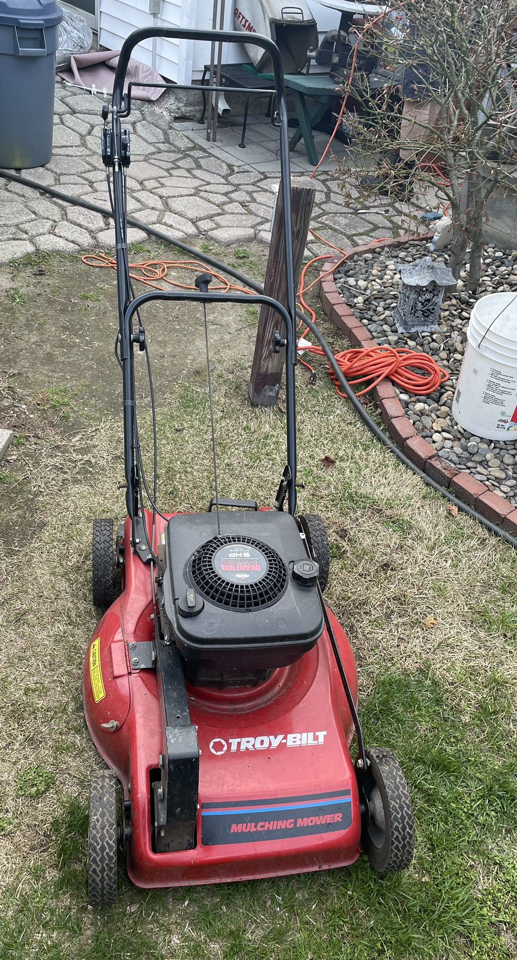 Troy-Bilt Mulching Mower Quantum Power 5HP. Mulcher