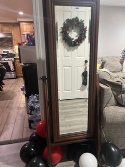 Jewelry Mirror Stand 