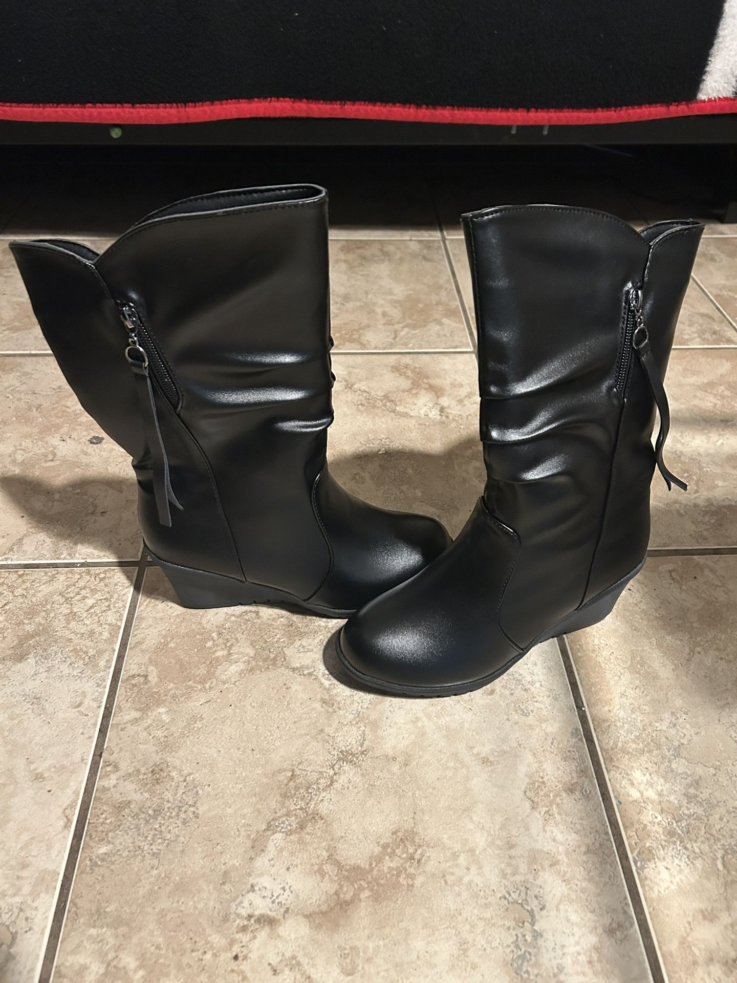 new women's boots size 26
