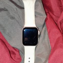 Apple Watch SE 