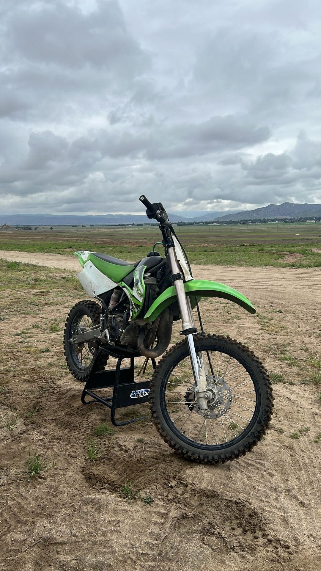 2012 KX100
