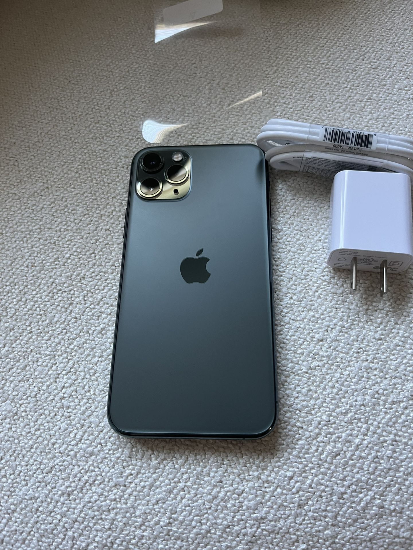 Apple iPhone 11 Pro MAX 64gb No Sim Restrictions
