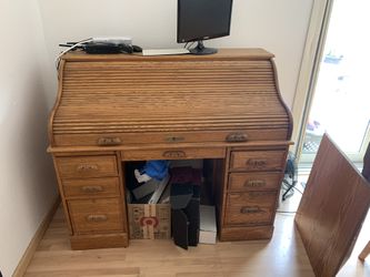 Oak craft Roll Top Desk With Key And Lock
