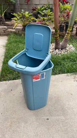 Kitchen Trash Can