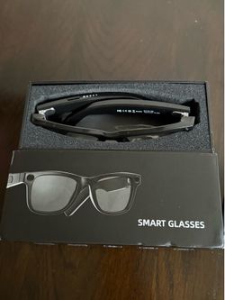 Recording smart glasses with built in Ai great for content creators