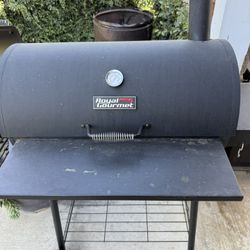 Charcoal Barbecue. Used Once Like New