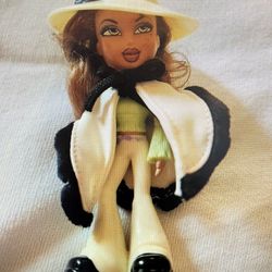 2002 Mcdonald’s Happy Meal Toy. Bratz Yasmin #1.