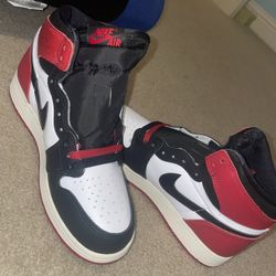 Jordan 1’s (150) And Yeezy Boosts (125)