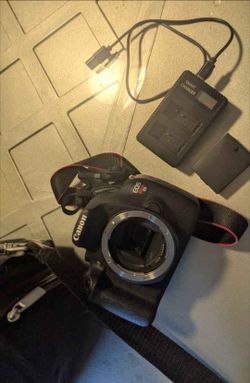 Canon EOS Rebel T5 camera located in Mesa