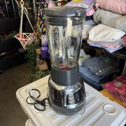 Black & Decker Quiet Blender, 48 oz Glass Jar, Personal Blending Jar, 900 W Peak Power