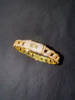 24K pure gold-plated copper Cuban-style link bracelet with cubic zirconia