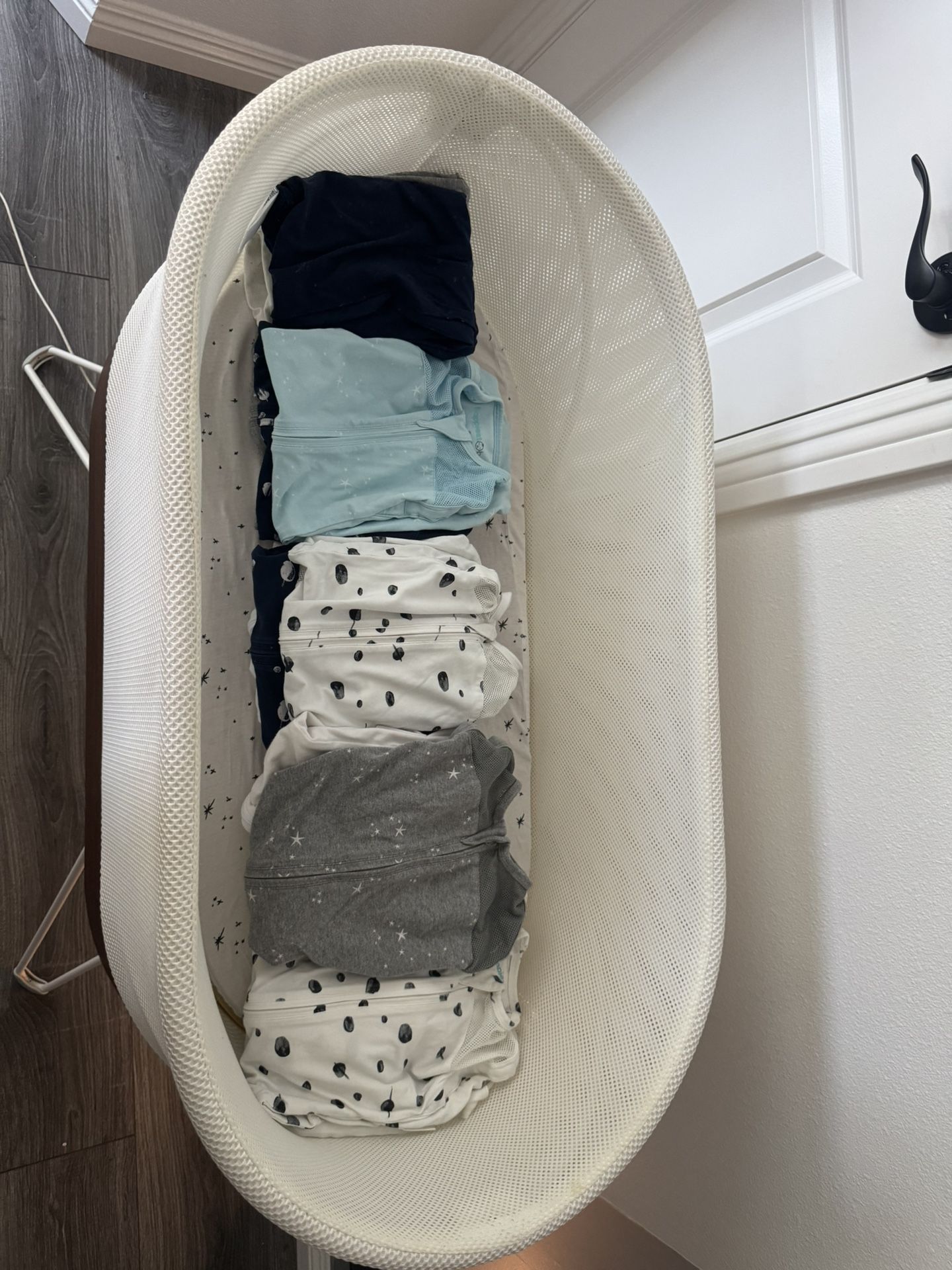 Happiest Baby SNOO Bassinet