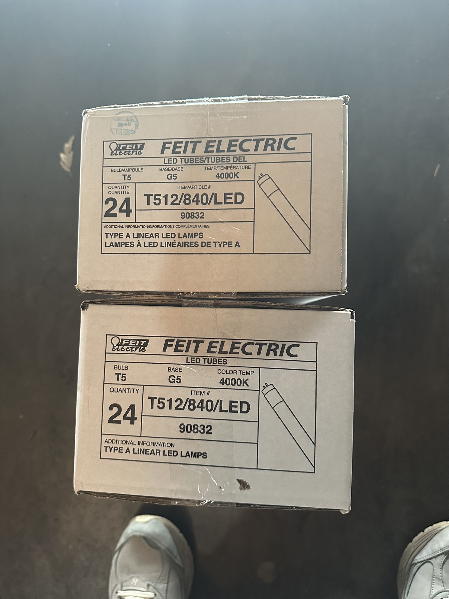 Feit Electric LED TUBES 4000k Temp