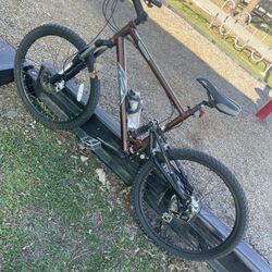 21 Speed Mountain Bike 