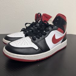 Jordan 1 Mid