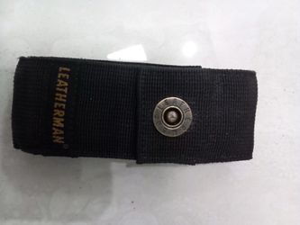Leatherman Crunch Multitool w/ Original Leatherman Sheath - Discontinued