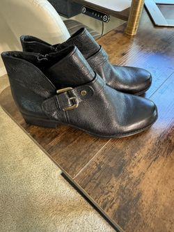 Naturalizer Ankle Boots With Buckle