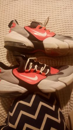 NKE AIR MAX ALPHA SAVAGE SIZE 7.5
