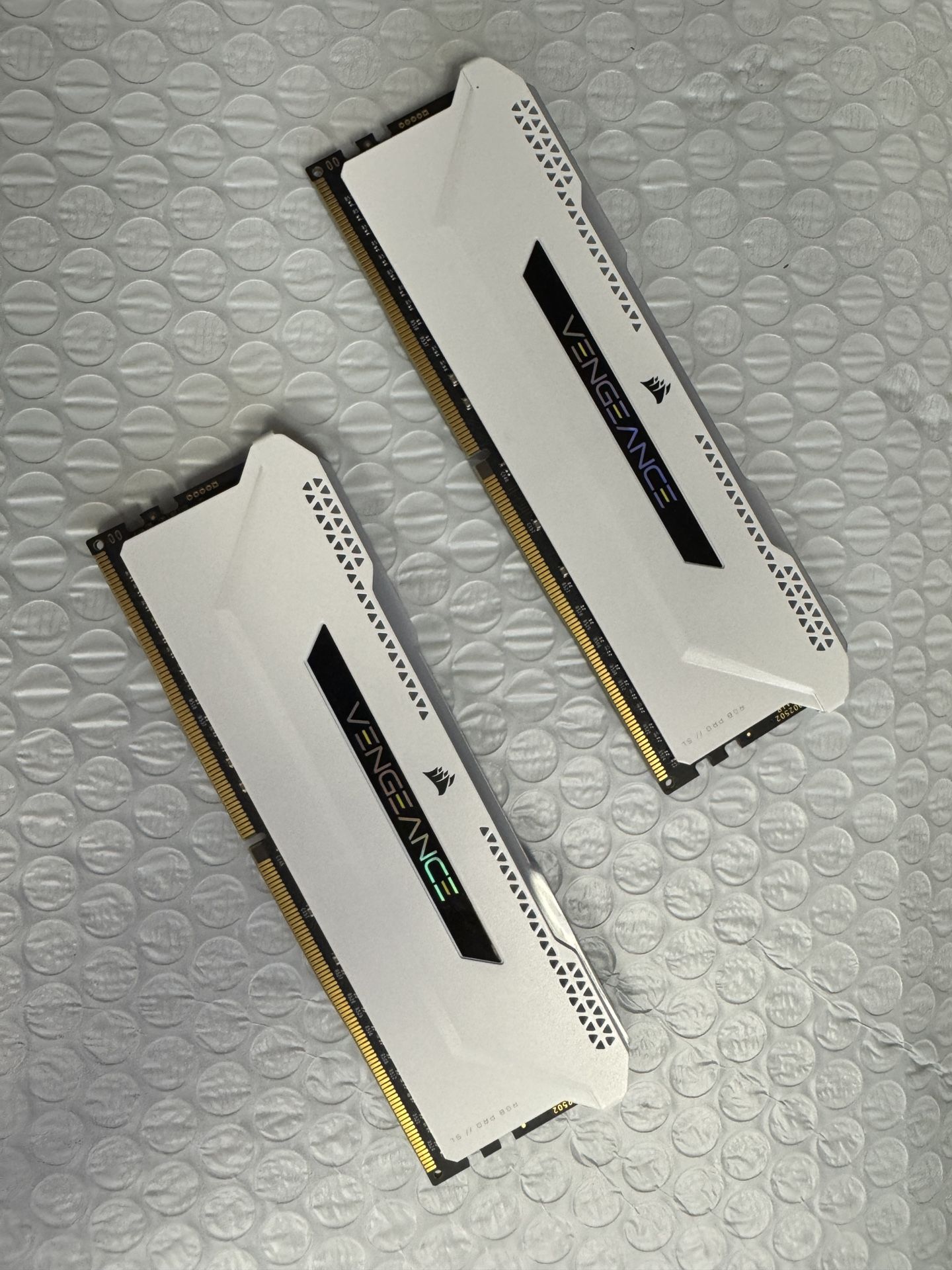 32GB DDR4 RAM