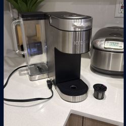 Keurig K-Supreme Plus Coffee Maker, Single Serve K-Cup Pod Coffee Brewer, With MultiStream Technology, 78 oz Removable Reservoir, and Programmable Set