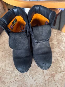 Men’s Timberland Black 6 in boots 400 grams sz8 EUC