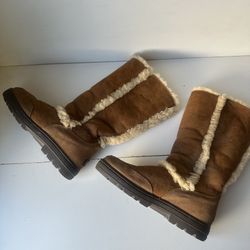 UGG Australia Sundance II 5325 Chestnut Brown Sheepskin Winter Boots Womens 9w